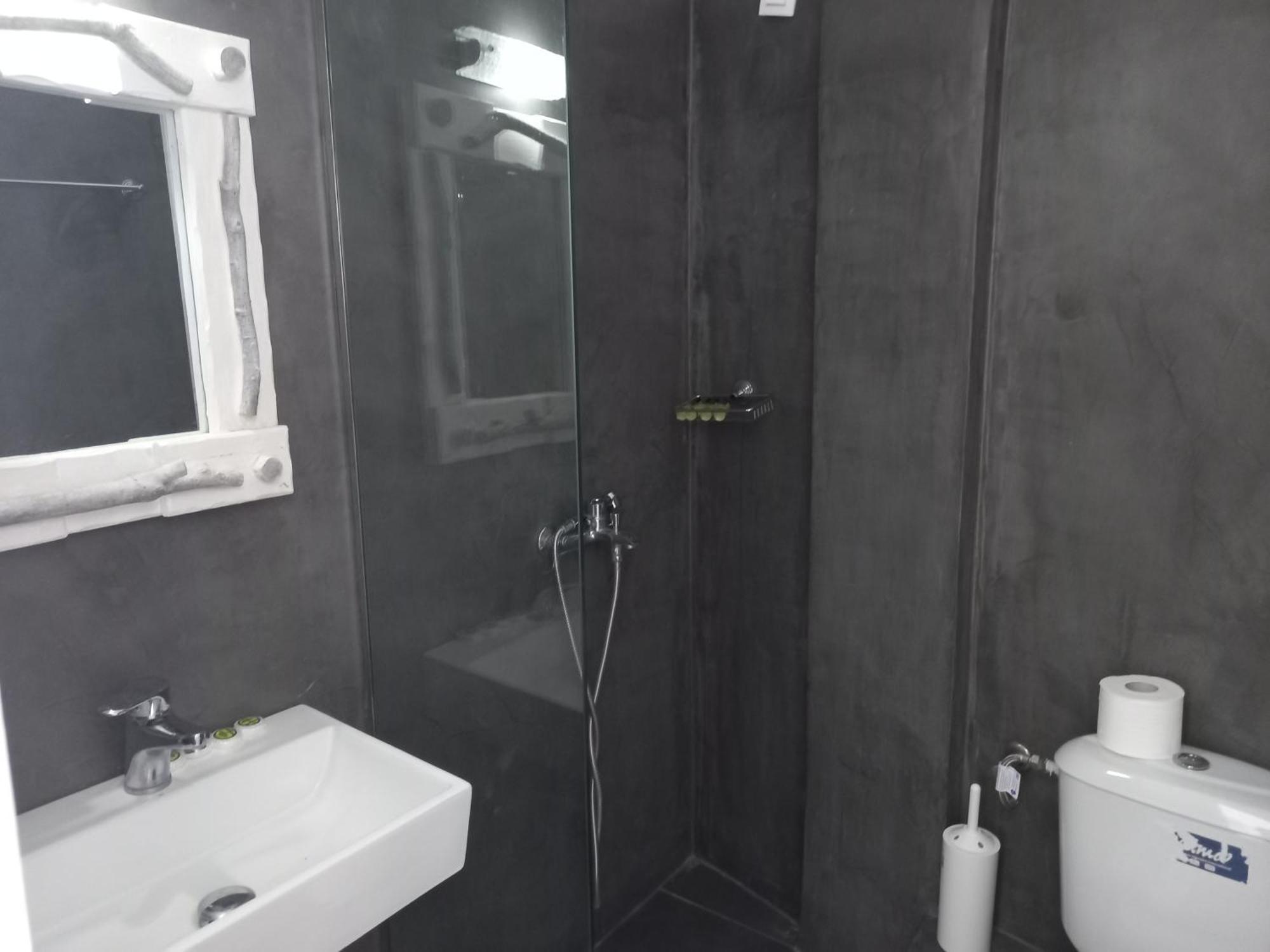 ペリッサ Three Haritesアパートホテル 部屋 写真